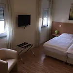 Im Wirtshaus Himberg Hotel Bad Honnef