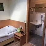 Hotel Im Wirtshaus Himberg 3*