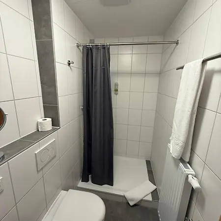 Im Wirtshaus Himberg 3* 바트혼네프암라인