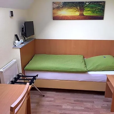 호텔 Im Wirtshaus Himberg 3*