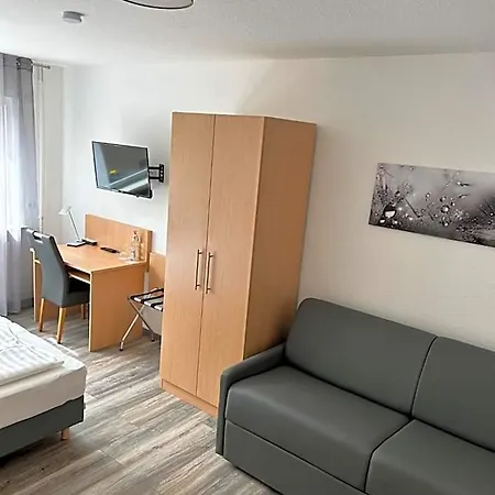 호텔 Im Wirtshaus Himberg 바트혼네프암라인