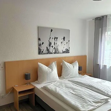 Im Wirtshaus Himberg 3* 바트혼네프암라인
