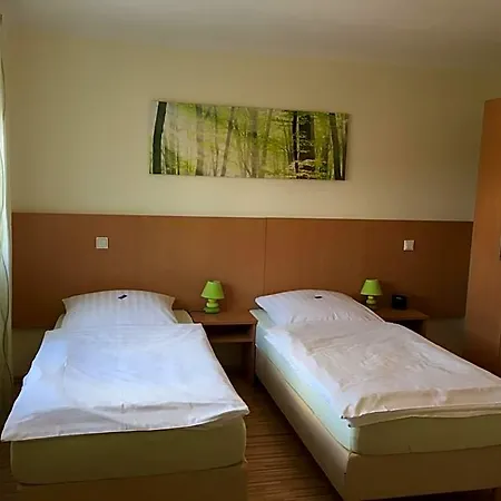 Im Wirtshaus Himberg 호텔 3*