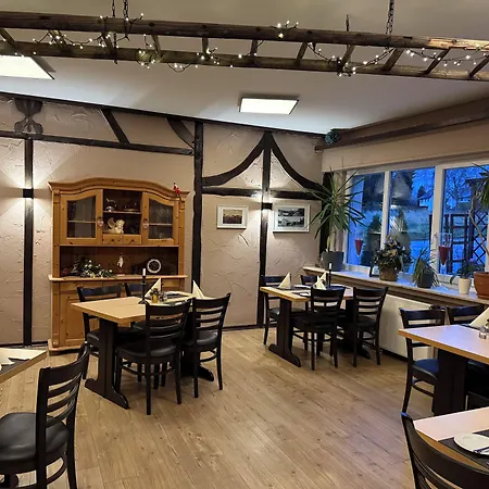Im Wirtshaus Himberg באד הונף אם ריין