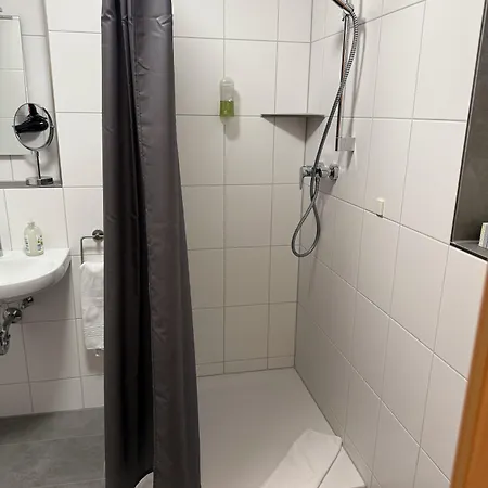 Im Wirtshaus Himberg Szálloda 3*
