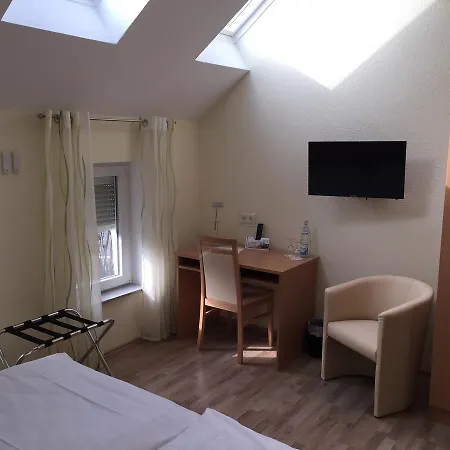 Hotell Im Wirtshaus Himberg Bad Honnef