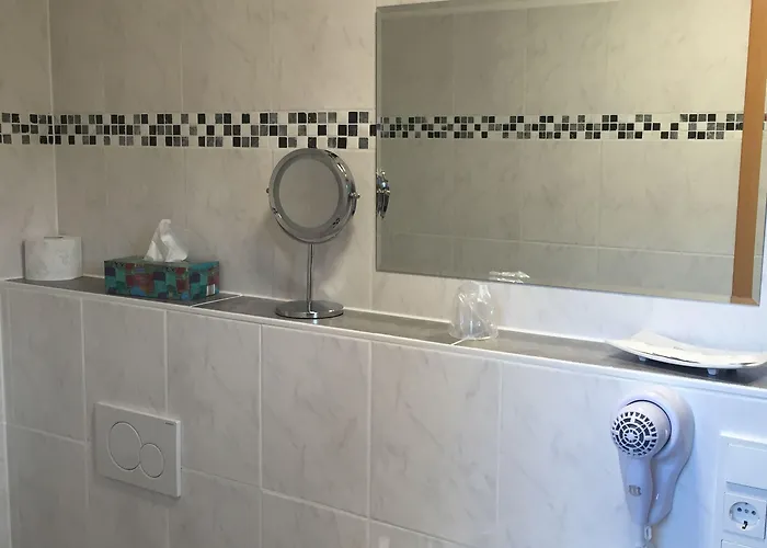 Im Wirtshaus Himberg Hotell