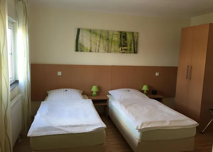 Im Wirtshaus Himberg Hotell 3*