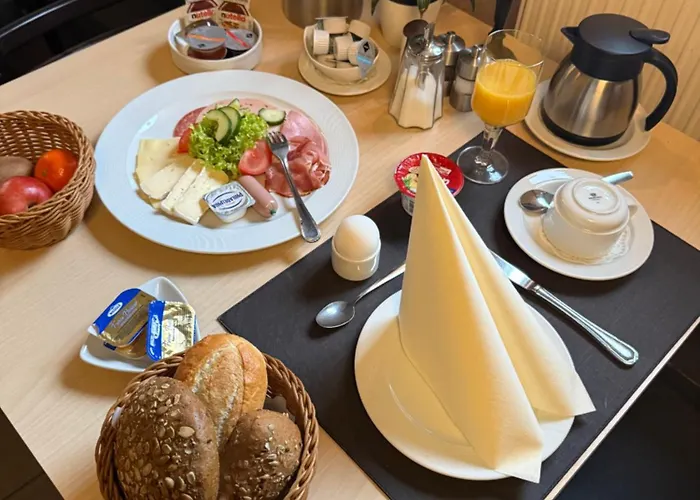 Im Wirtshaus Himberg Hotell Bad Honnef